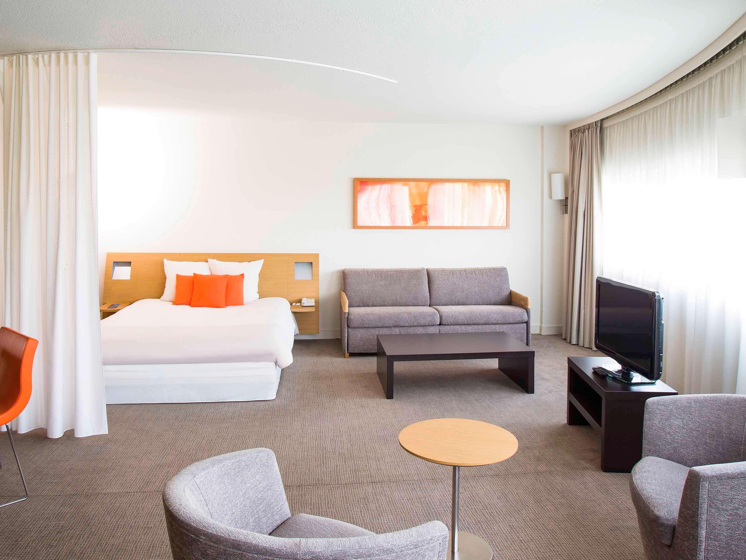 Novotel Paris Orly Rungis Aeroport Exterior foto