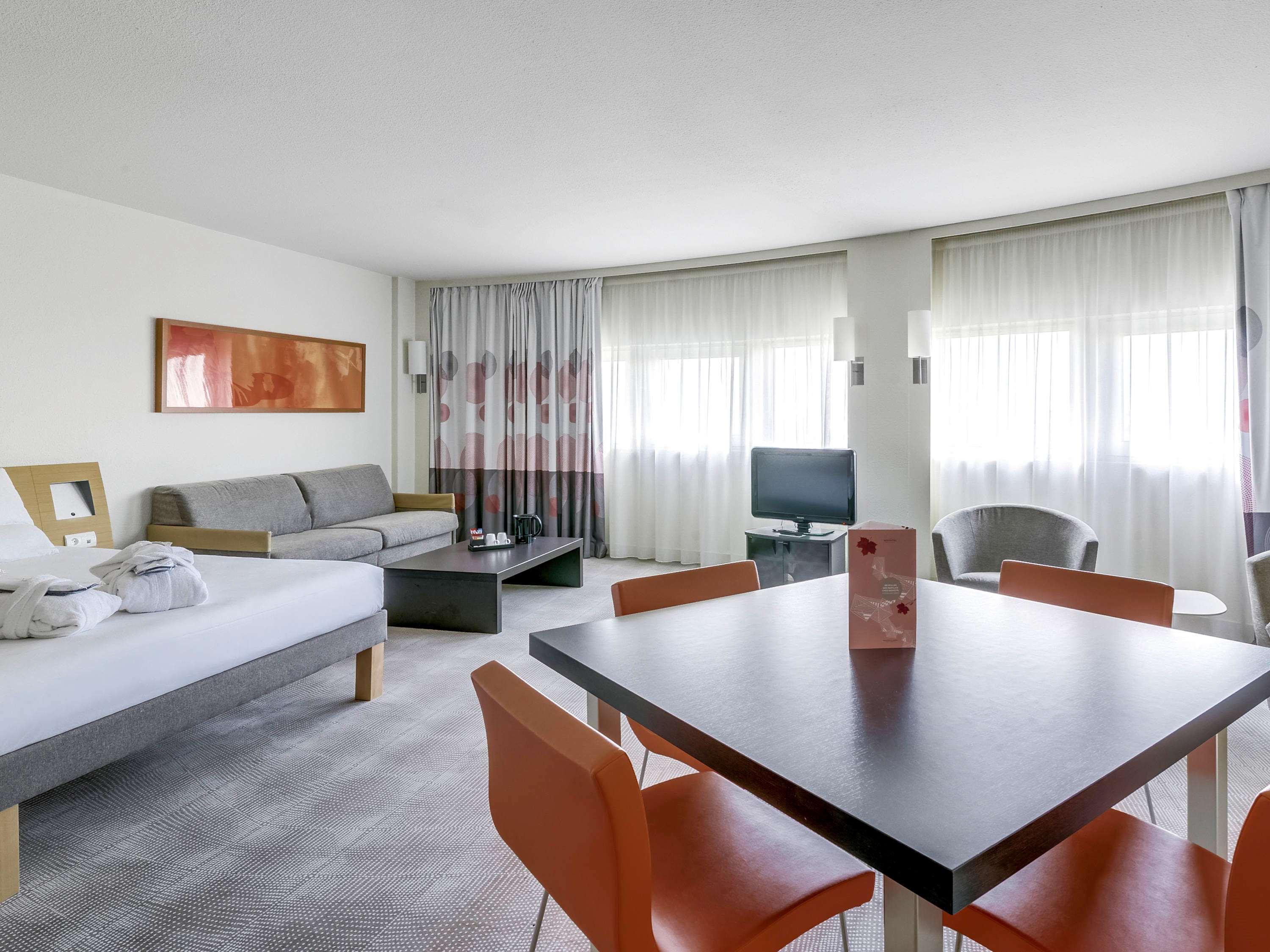 Novotel Paris Orly Rungis Aeroport Exterior foto