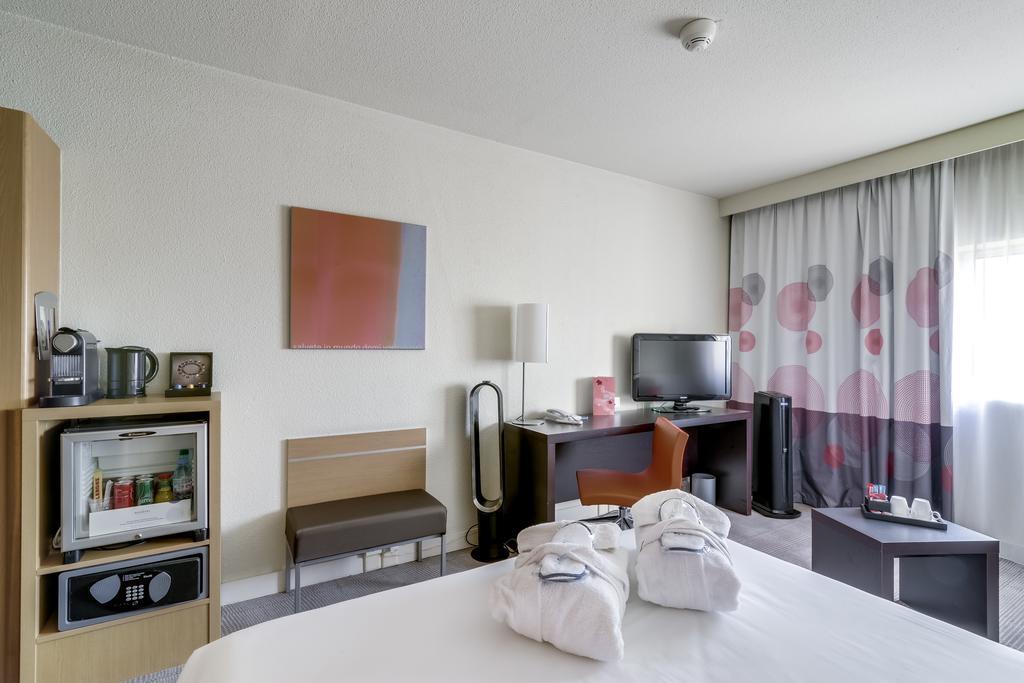 Novotel Paris Orly Rungis Aeroport Exterior foto